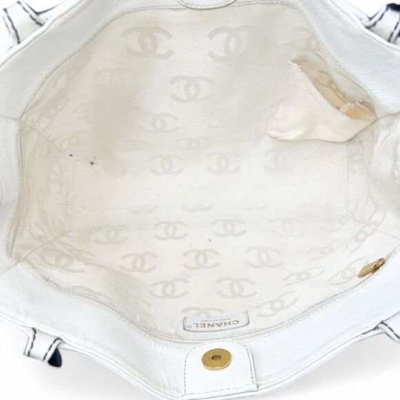 Rare Vintage CHANEL Black and White CC Logo Chain Dual Top Handle Tote - Picture 14 of 16